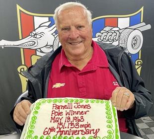 Paddock Buzz: RHR Getting Used to New Surroundings